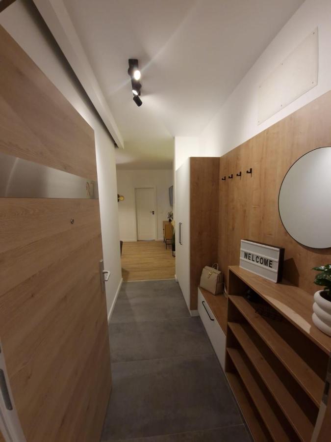 Oak Lovely One Bedroom At Columna Near Vivo Mall