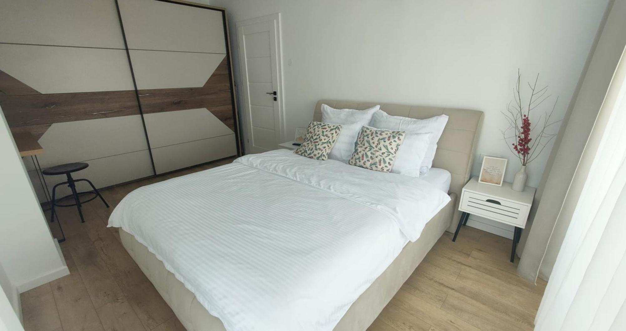 Apartment Oak Lovely One Bedroom At Columna Near Vivo Mall Cluj-Napoca