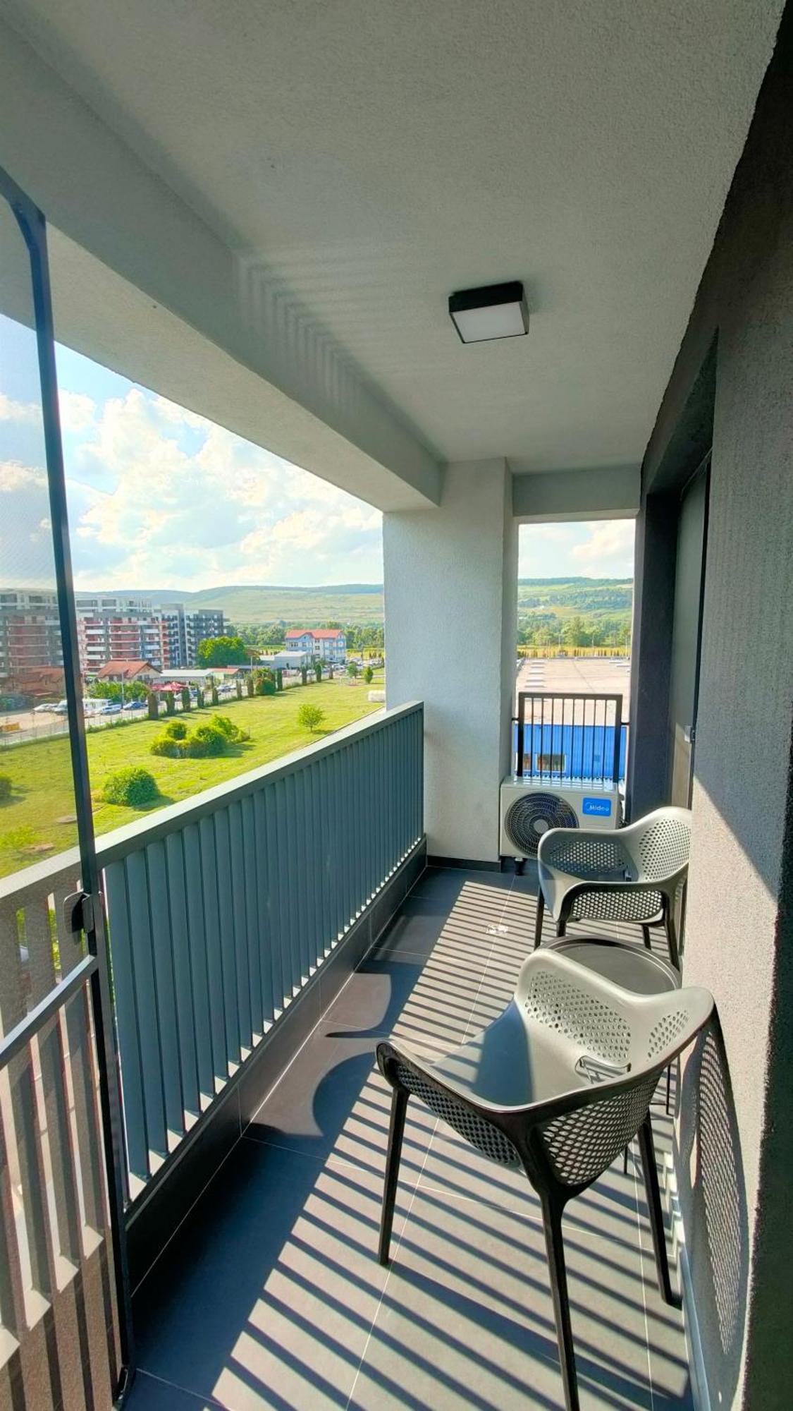 Oak Lovely One Bedroom At Columna Near Vivo Mall * Cluj-Napoca